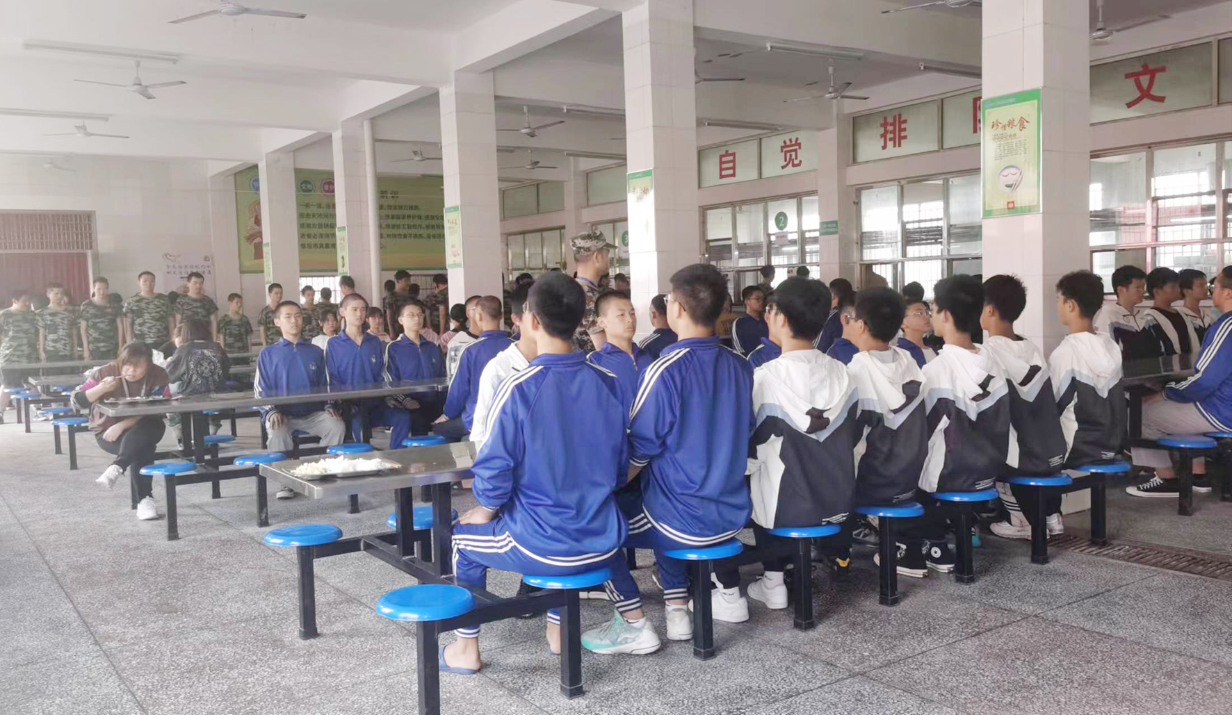 小孩子的行为怎么纠正