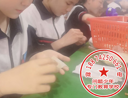 孩子刷手机上瘾怎么办